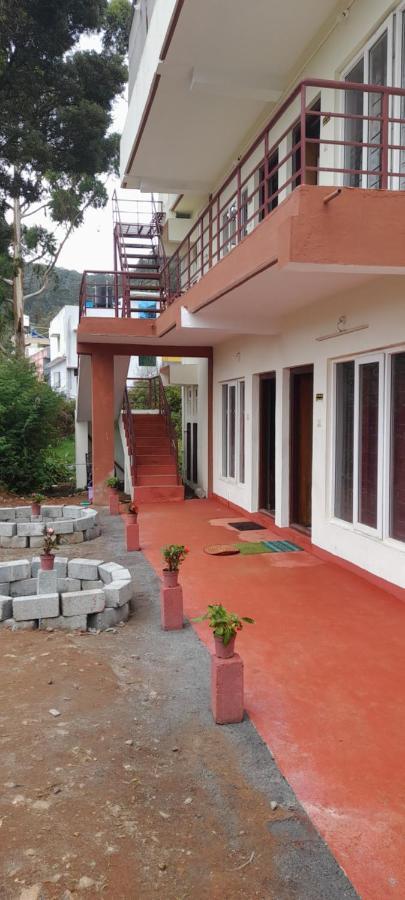 Sky Valley Cottage Уті Екстер'єр фото